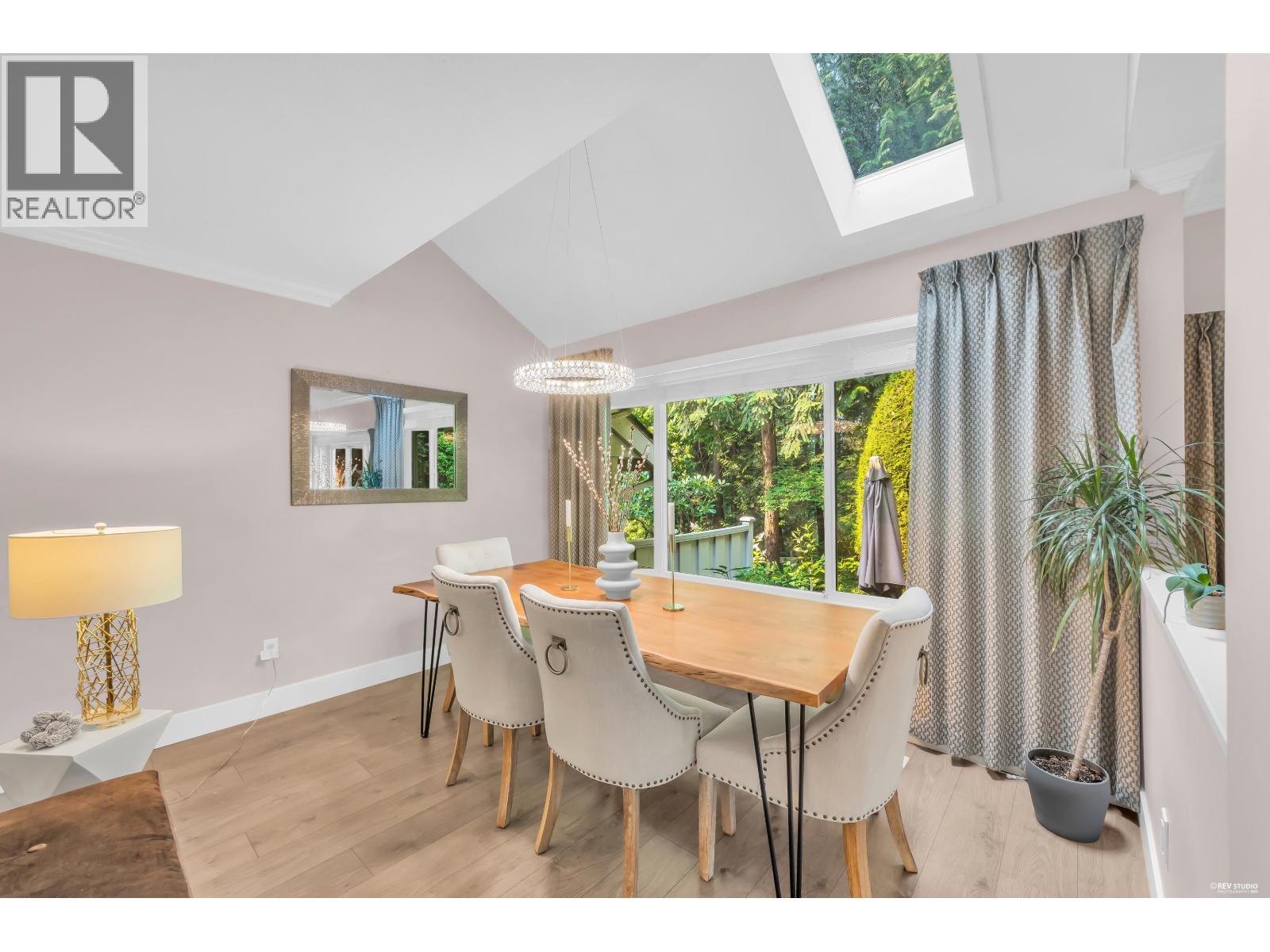 9 181 RAVINE DRIVE, Port Moody