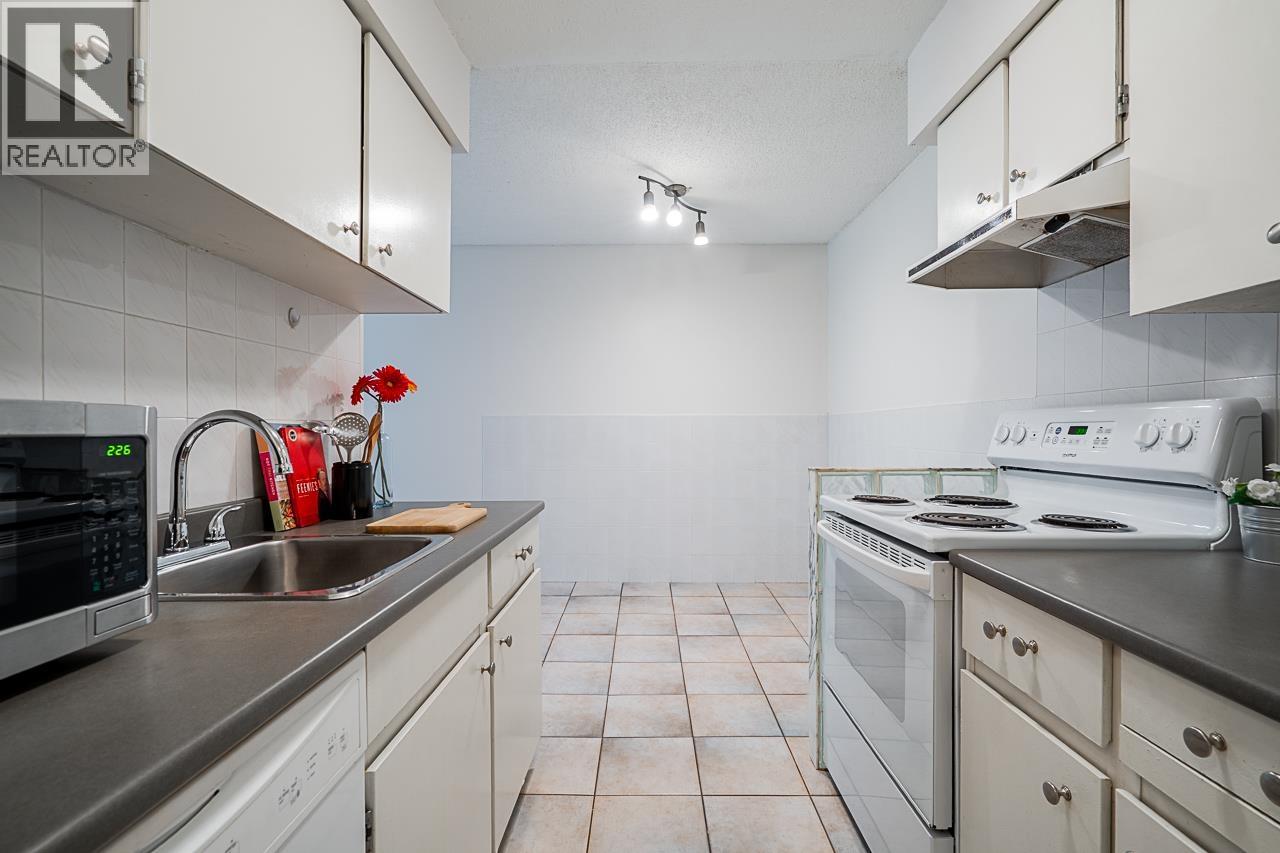 2 Bed, 1 Bath Apartment for Sale in Burnaby – 506 9857 MANCHESTER DRIVE, Burnaby – MLS# R3154635 - Image 11
