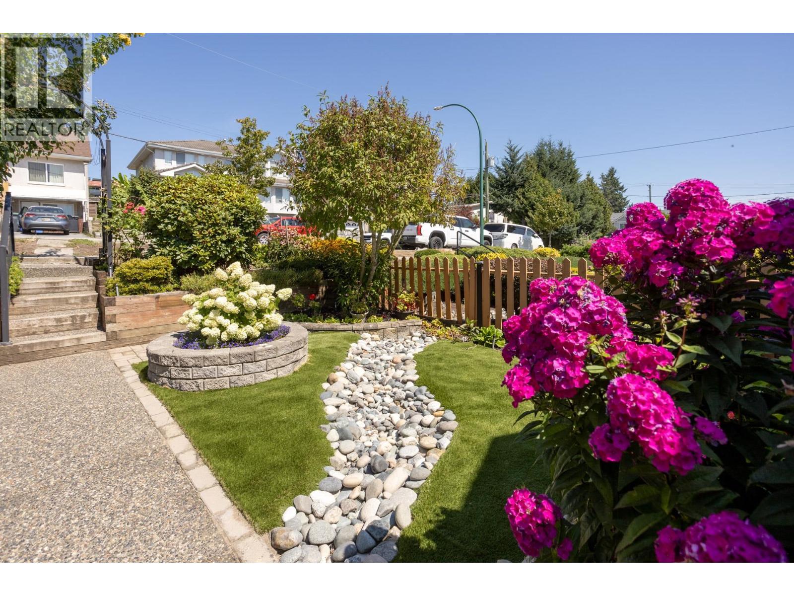 4 Bed, 3 Bath House for Sale in Coquitlam – 1056 WALLS AVENUE, Coquitlam – MLS# R3154659 - Image 2