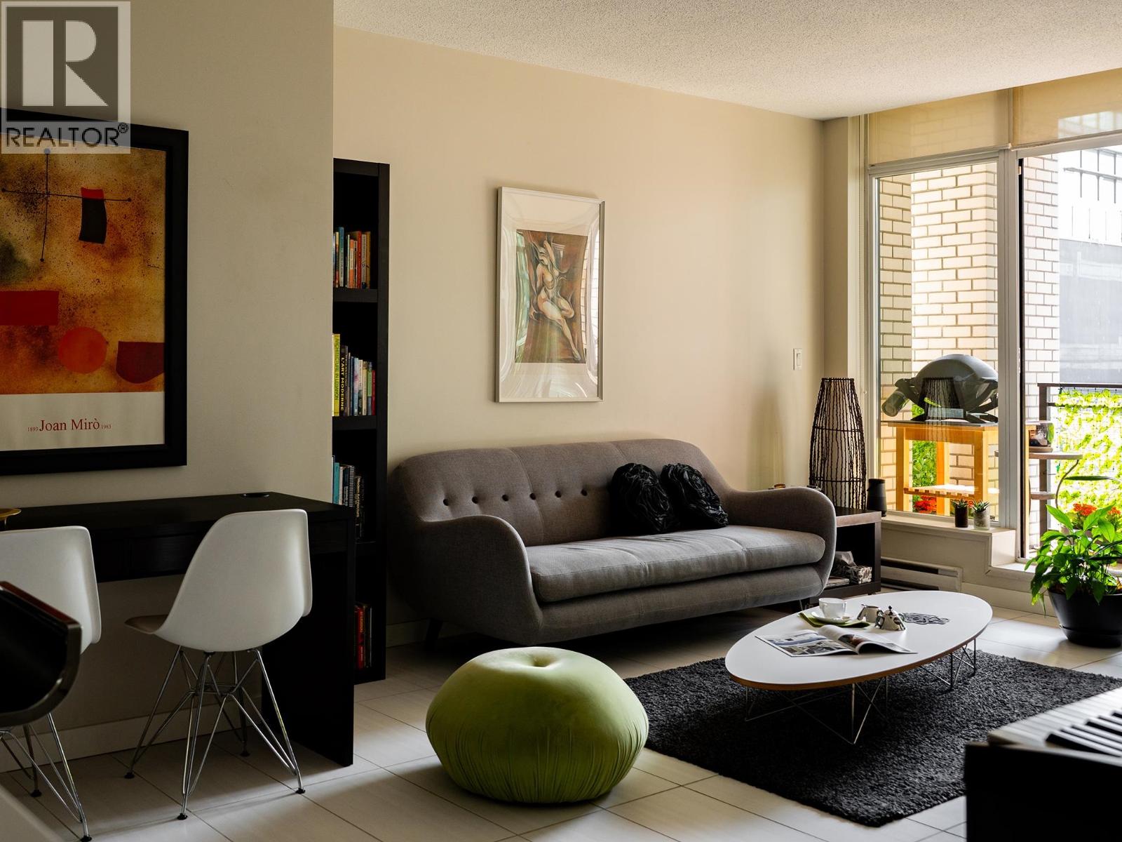 1 Bed, 1 Bath Apartment for Sale in Vancouver – 503 1252 HORNBY STREET, Vancouver – MLS# R3154674 - Image 2