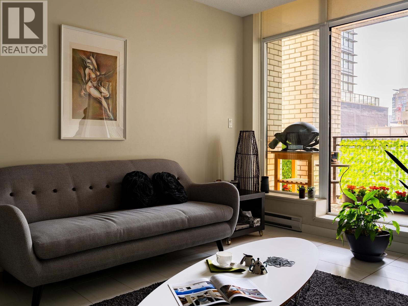 1 Bed, 1 Bath Apartment for Sale in Vancouver – 503 1252 HORNBY STREET, Vancouver – MLS# R3154674 - Image 4