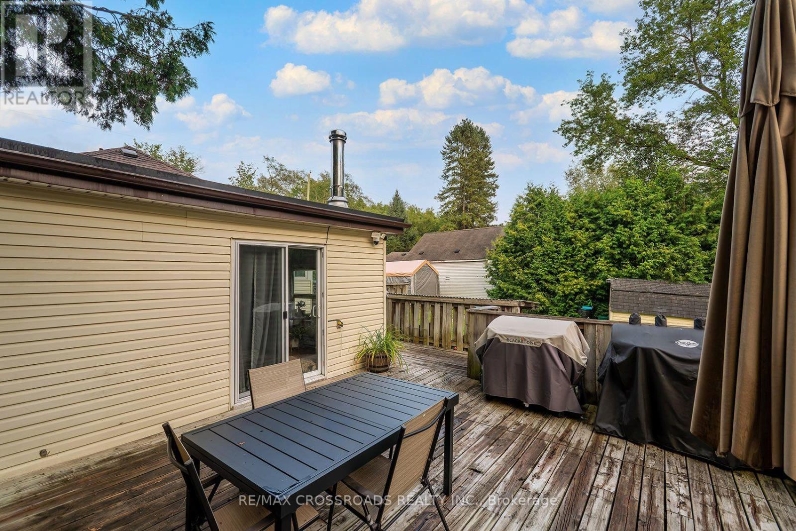368 CEDAR VALLEY BOULEVARD - 14