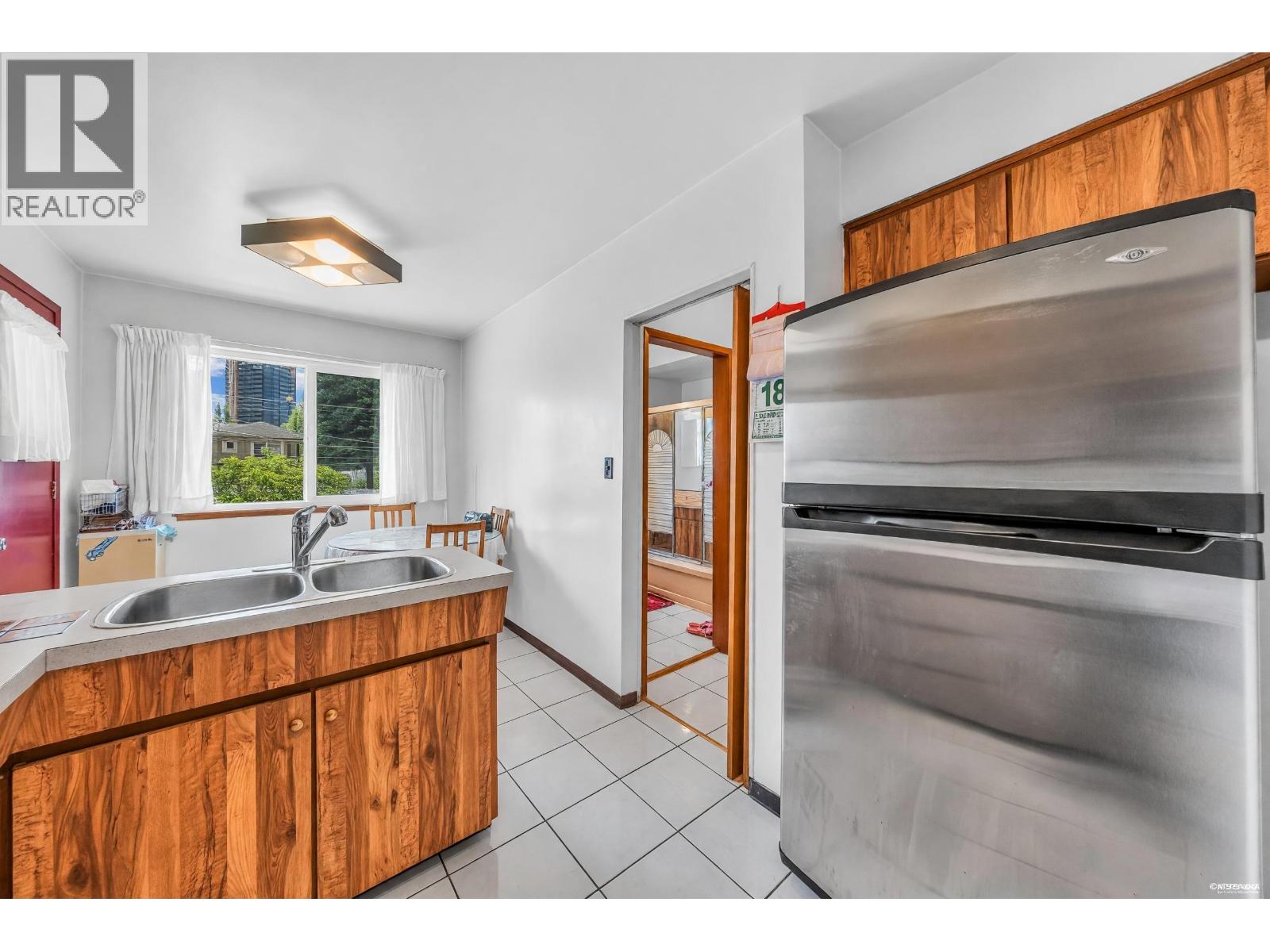 5 Bed, 2 Bath House for Sale in Vancouver – 580 W 64TH AVENUE, Vancouver – MLS# R3154660 - Image 54