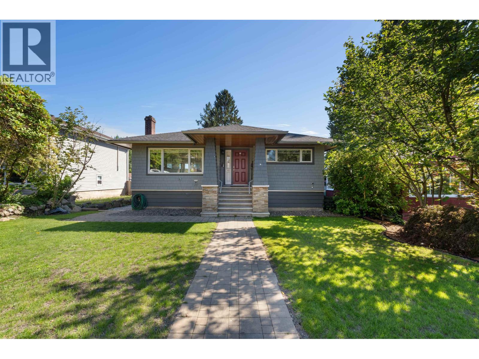 409 W 27TH STREET
