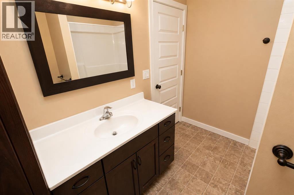 A&B, 10028 104 Avenue - 21