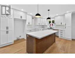 26 Uplands Road thumbnail 6
