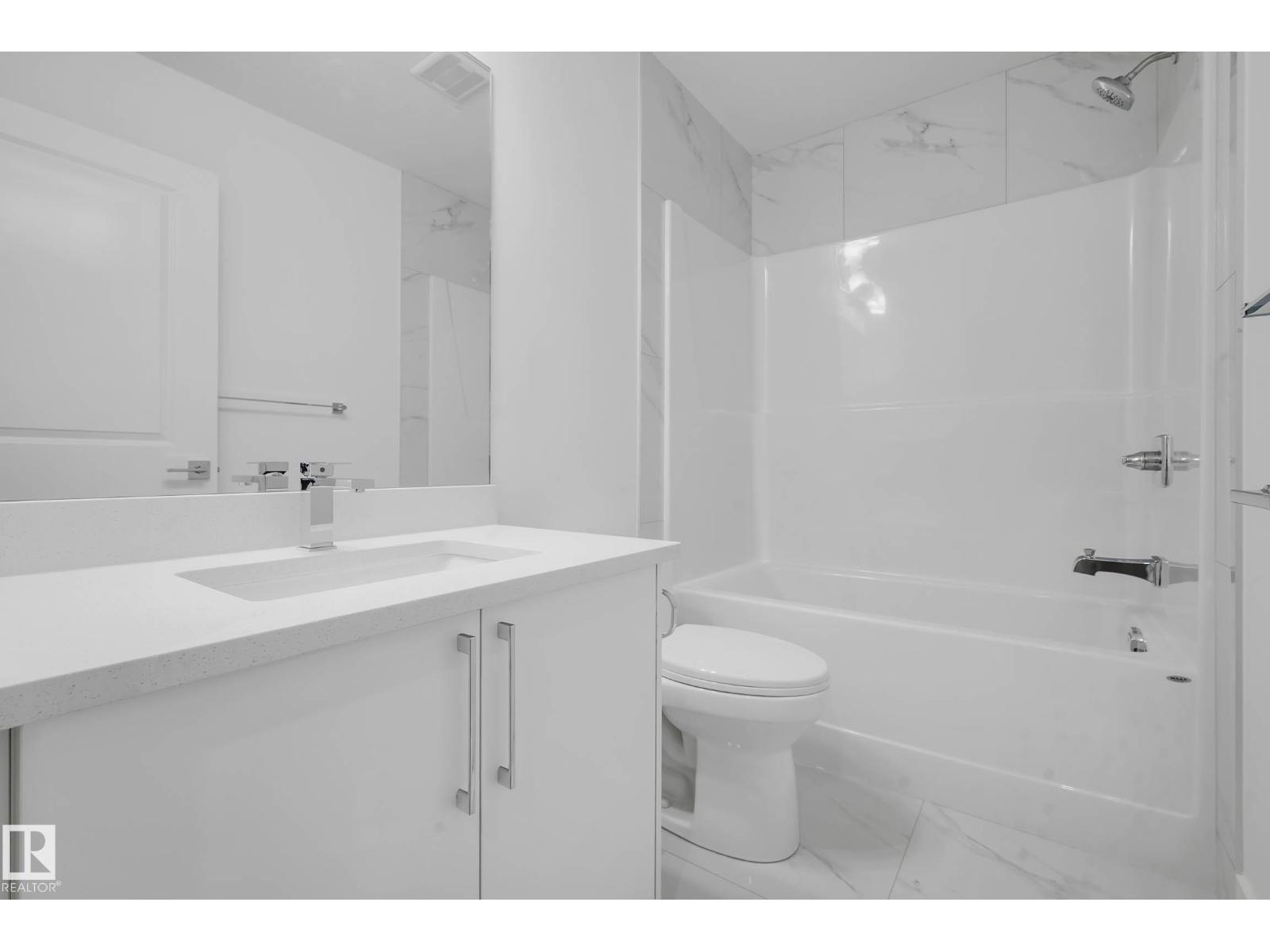 76 PENN PL - Image 27