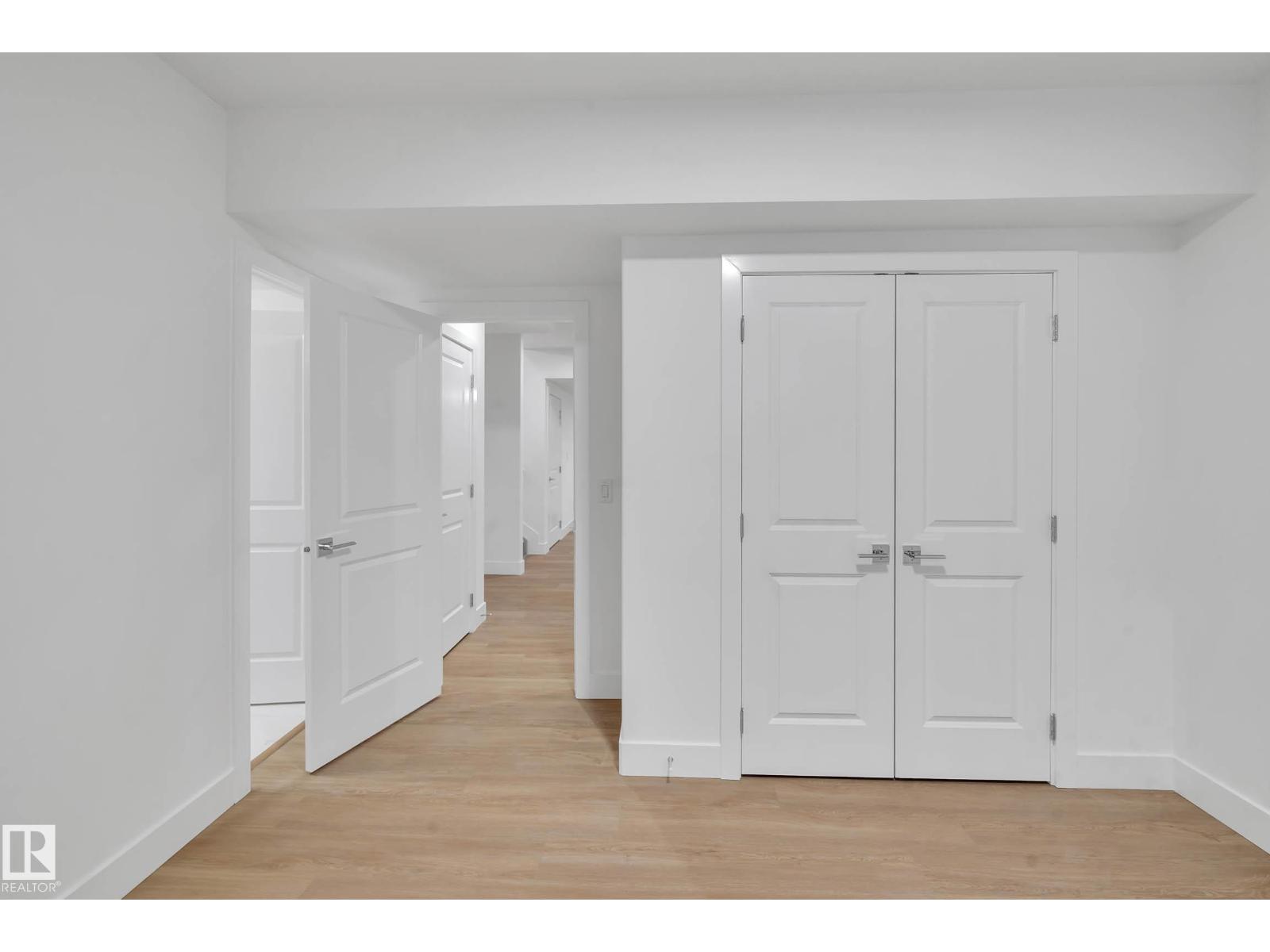 76 PENN PL - Image 40