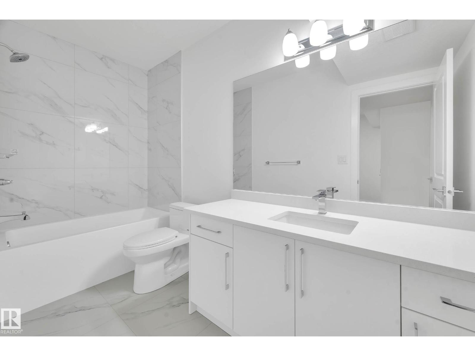 76 PENN PL - Image 41