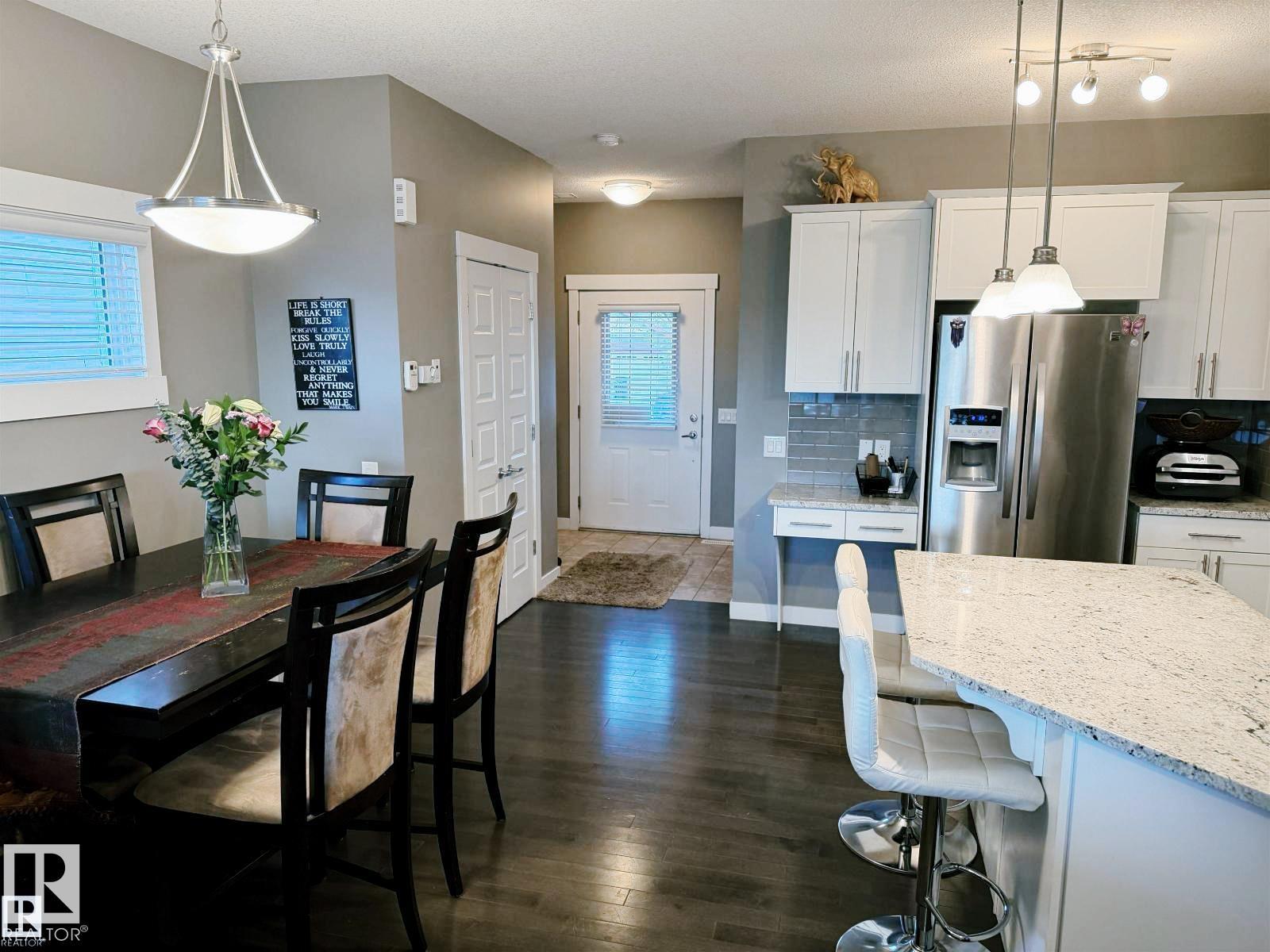 7028 174 AV NW - Image 4