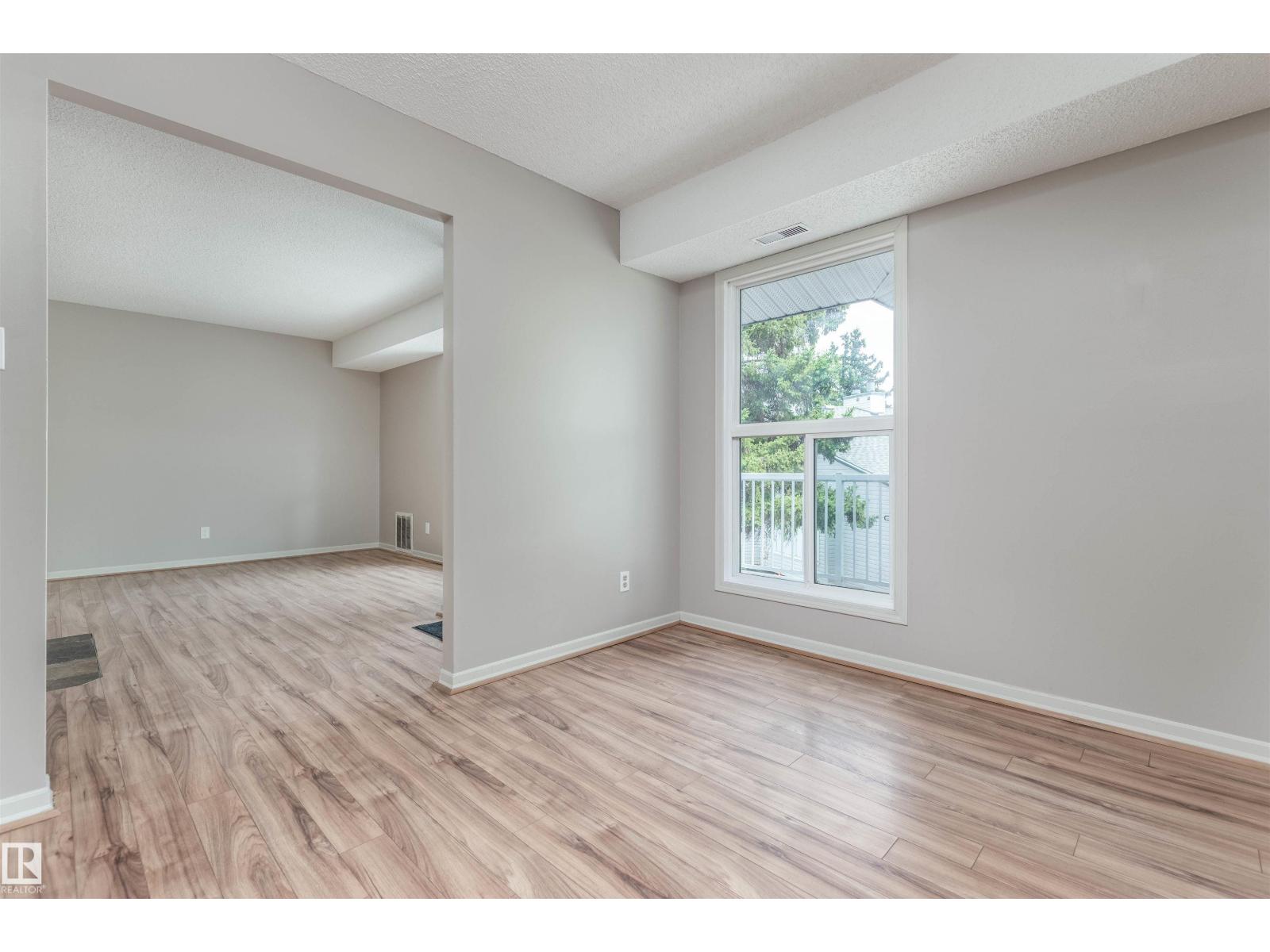 #23 14620 26 ST NW - 18