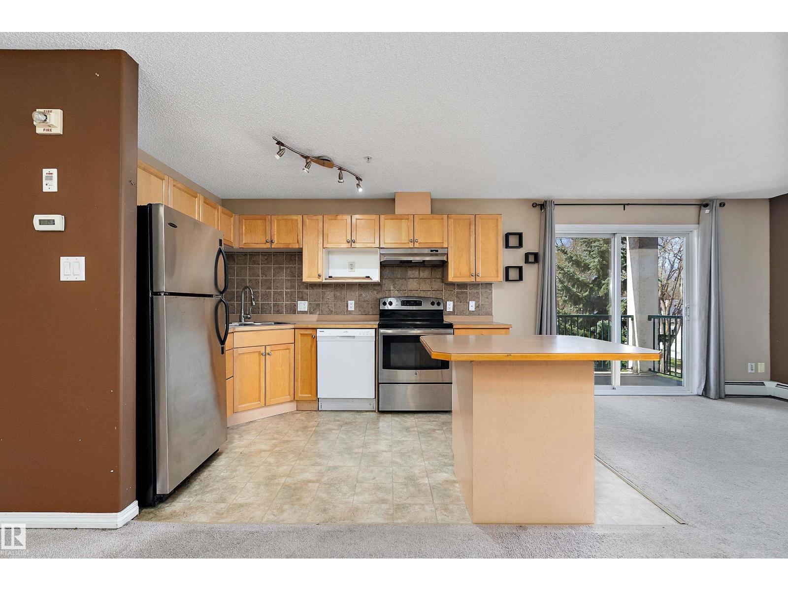 #325 11325 83 ST NW - 15