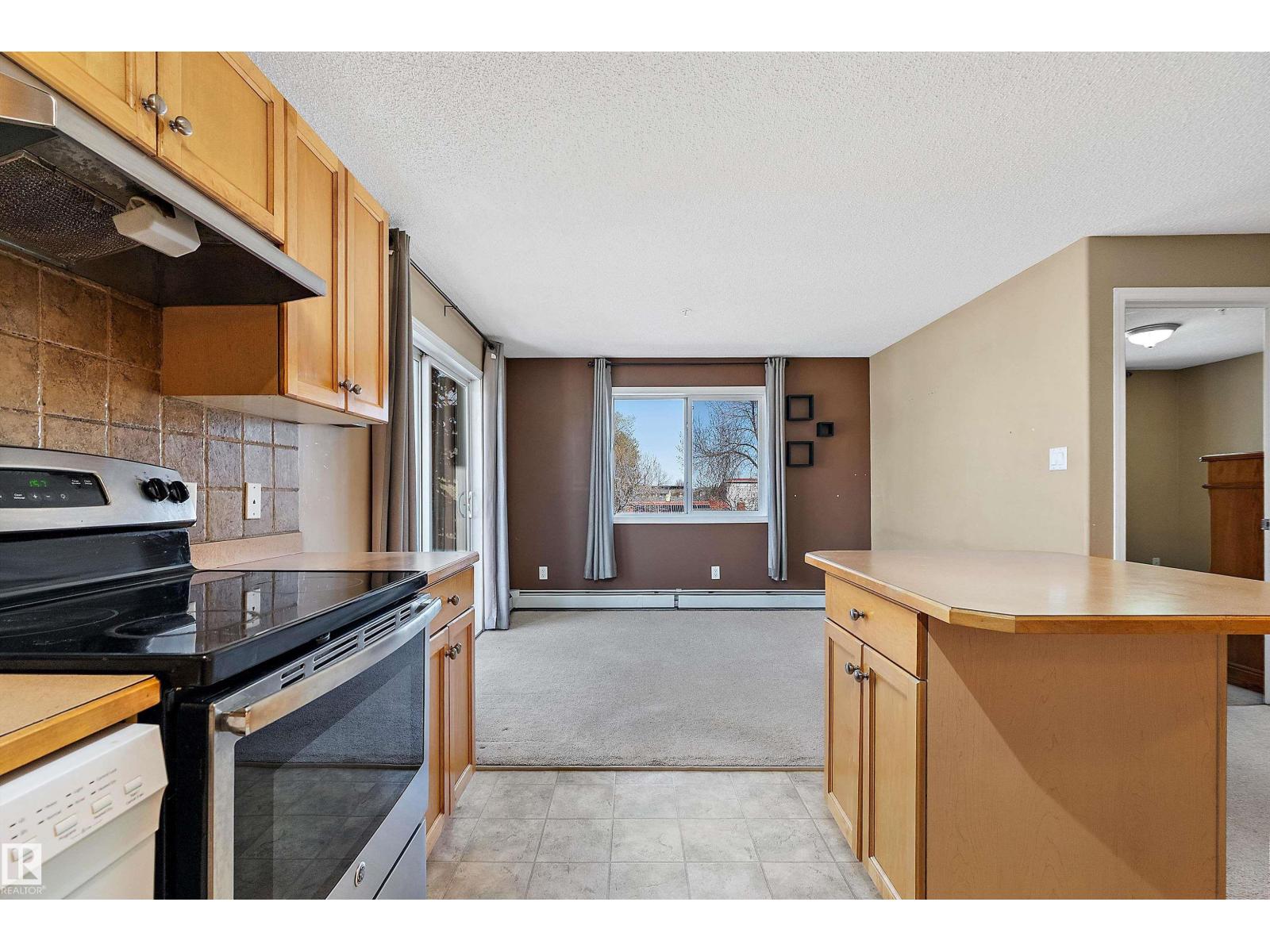 #325 11325 83 ST NW - 19