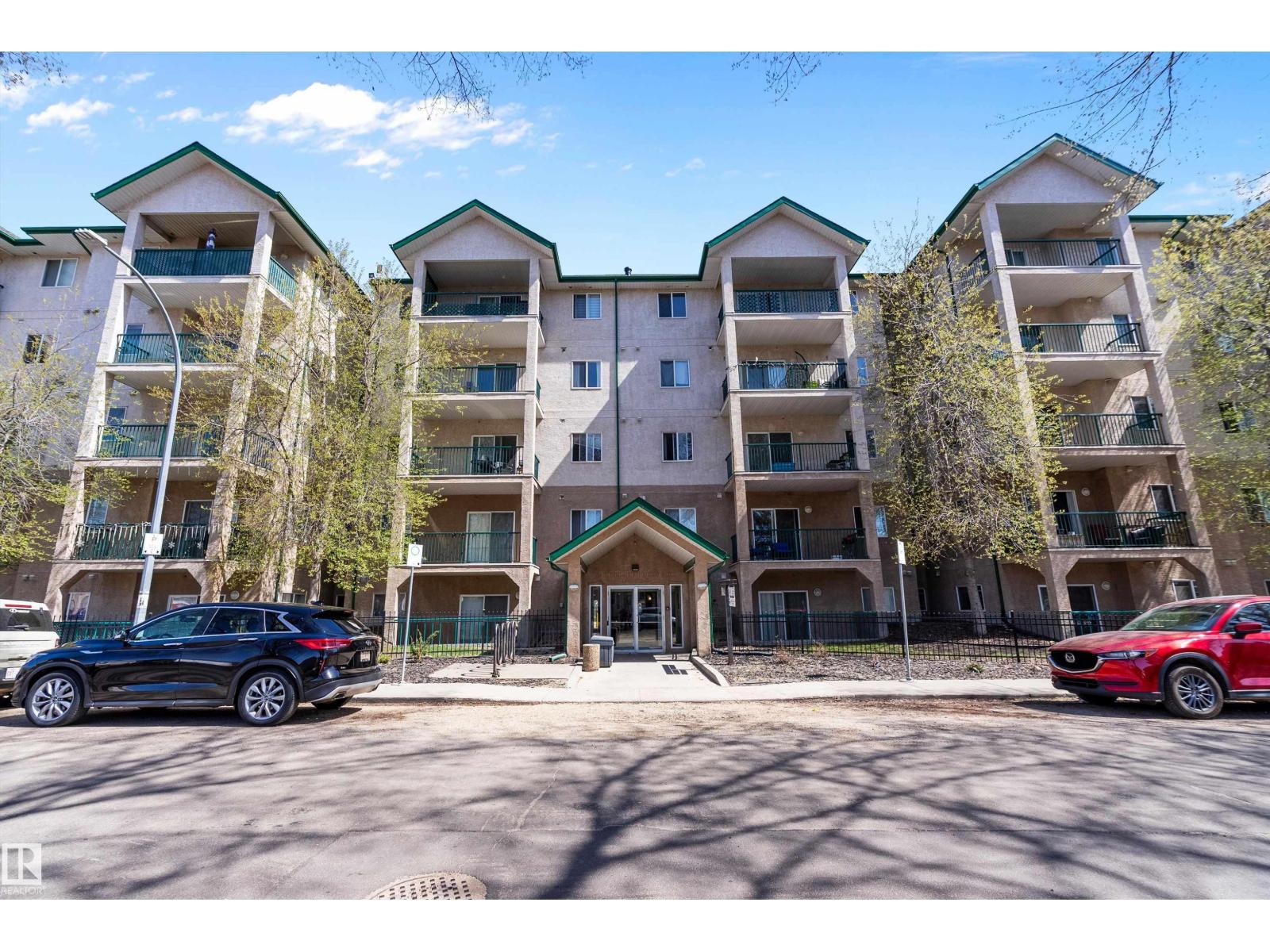 #325 11325 83 ST NW - 2