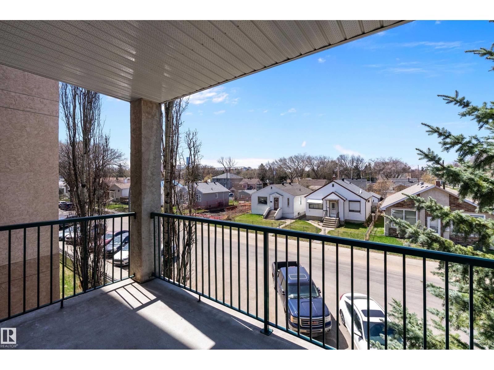 #325 11325 83 ST NW - 30