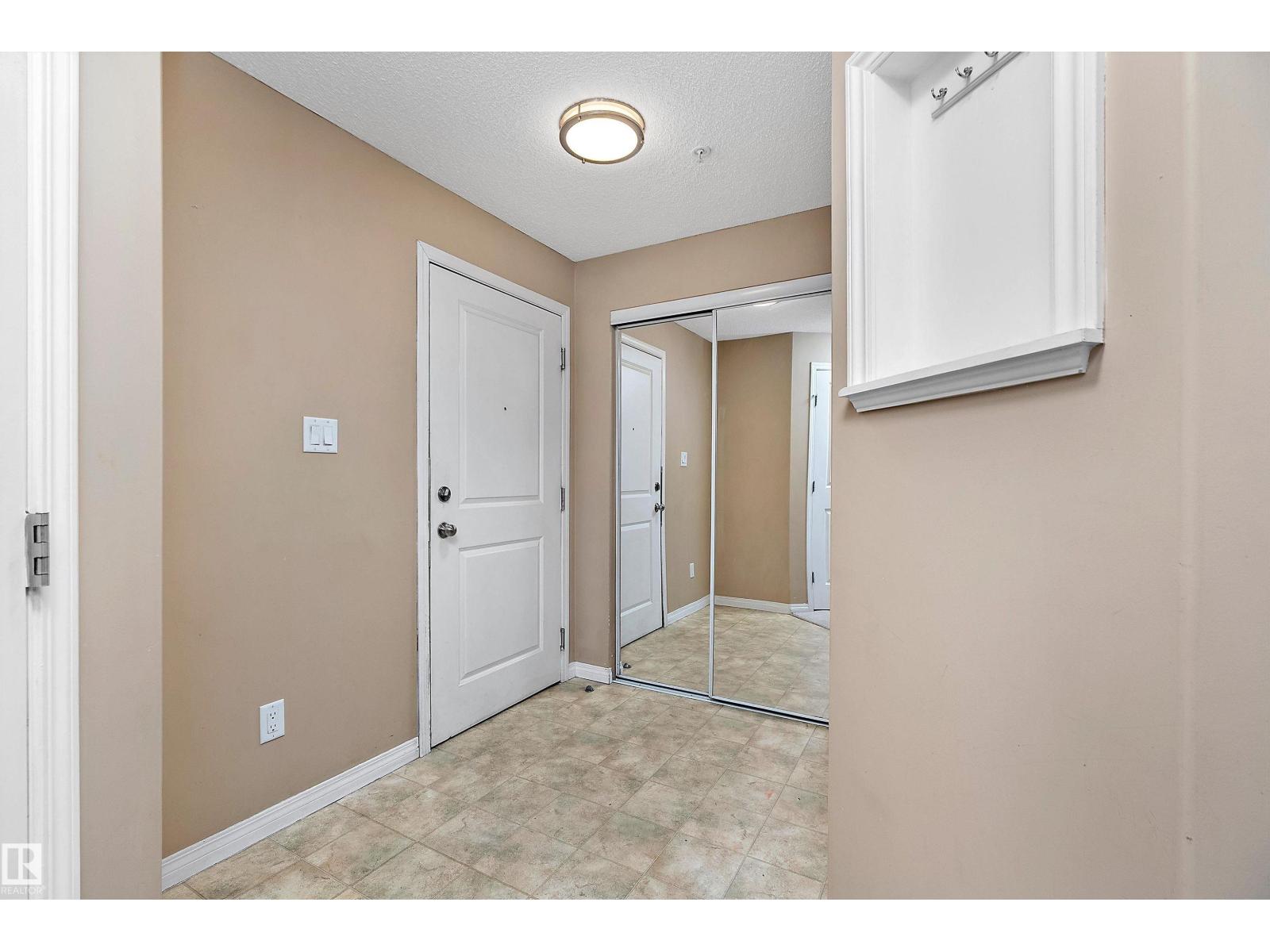 #325 11325 83 ST NW - Image 4