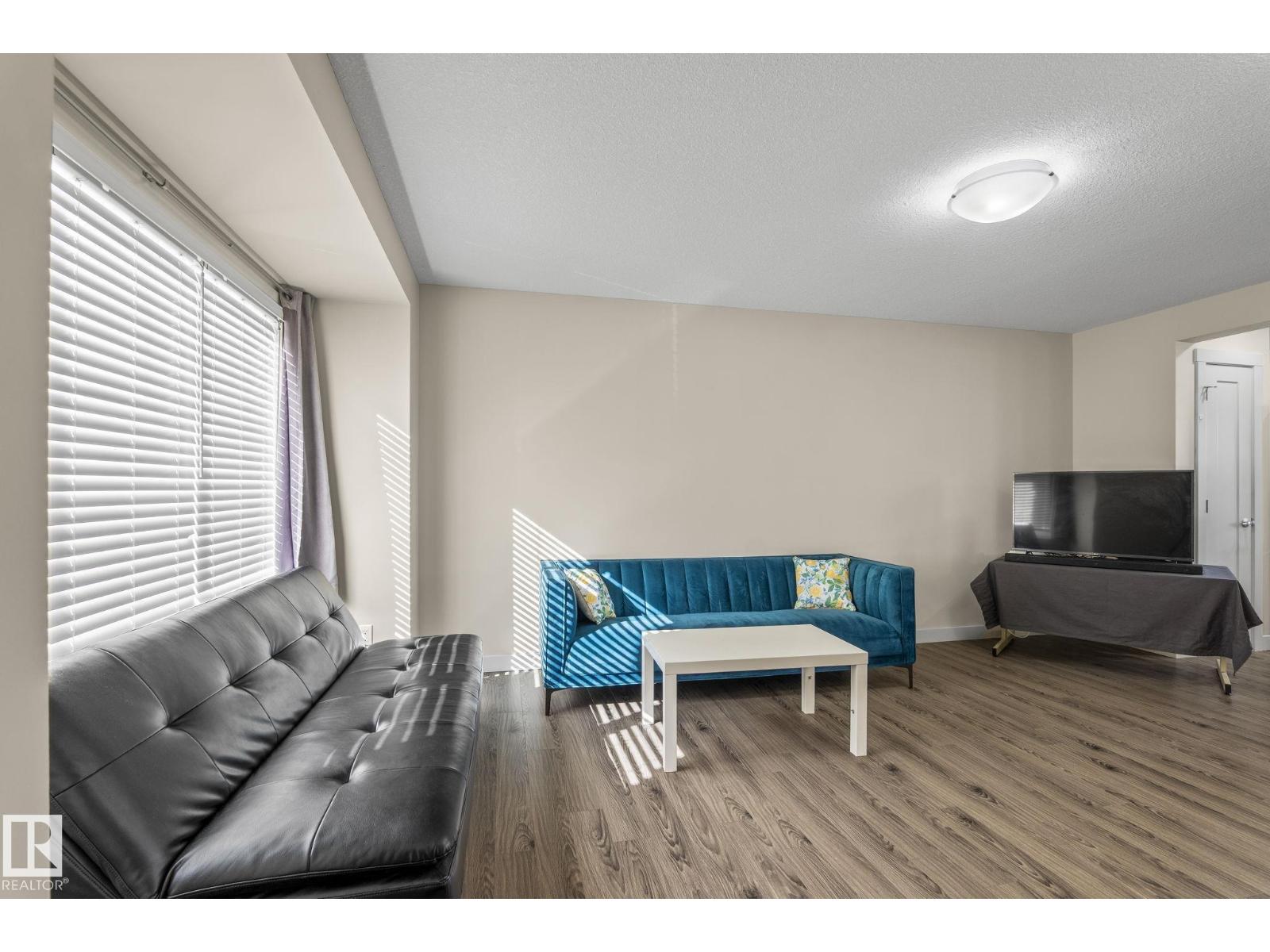 #24 4205 30 ST NW - 2