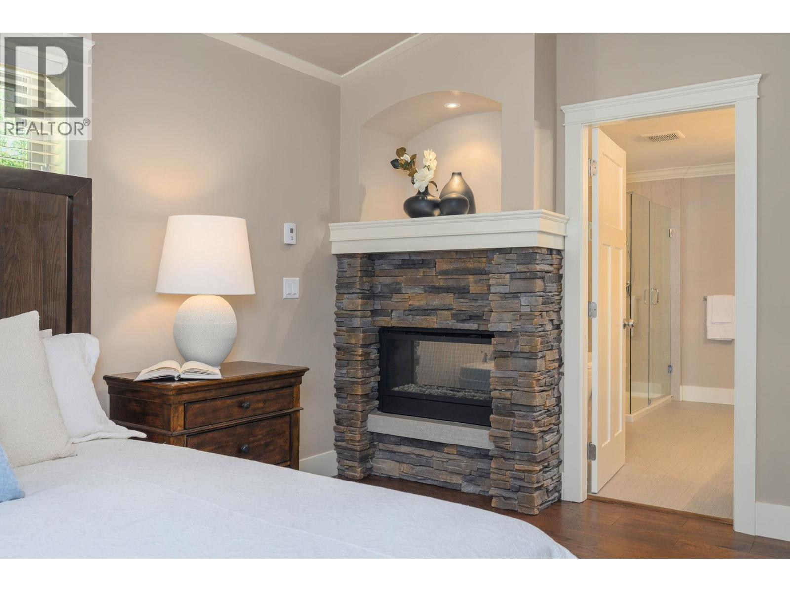 2475 LEGGETT DRIVE, Port Moody