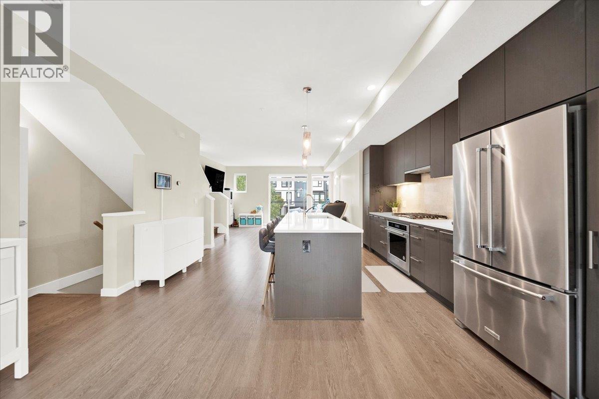 3 Bed, 3 Bath Apartment for Sale in Tsawwassen – 105 4662 HEMLOCK WAY, Tsawwassen – MLS# R3154040 - Image 6