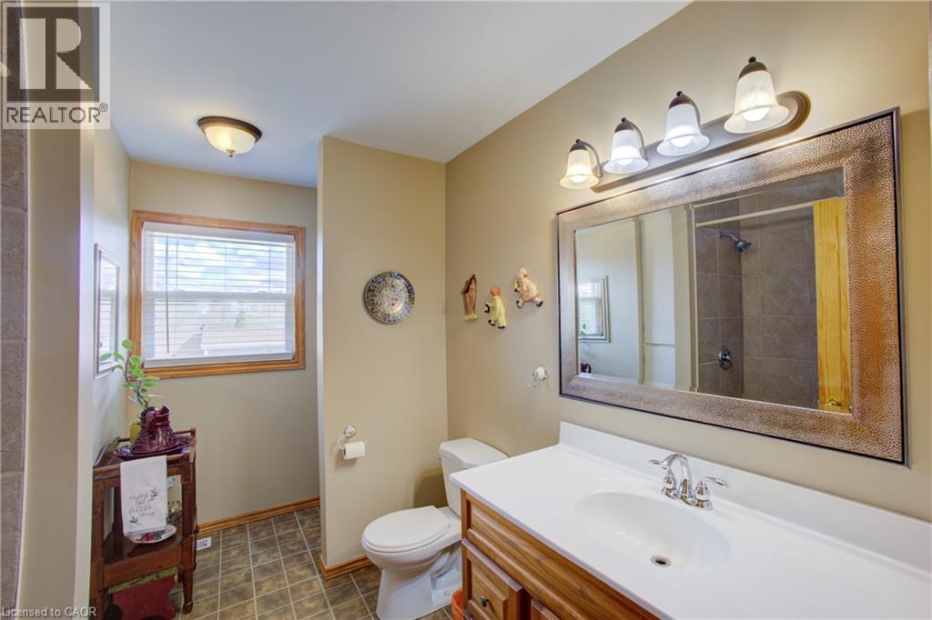 375729 6TH Line - Image 21