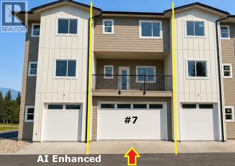 #7 222 Temple Street - Image 6
