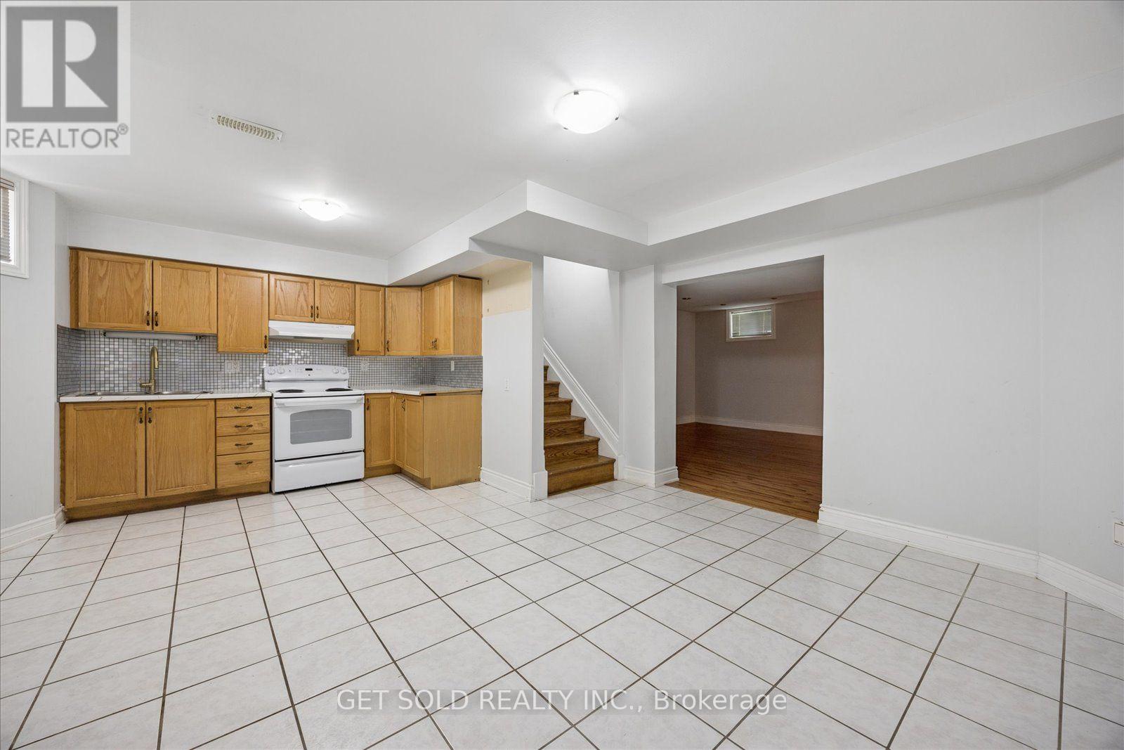 49 PEARSON AVENUE - 34