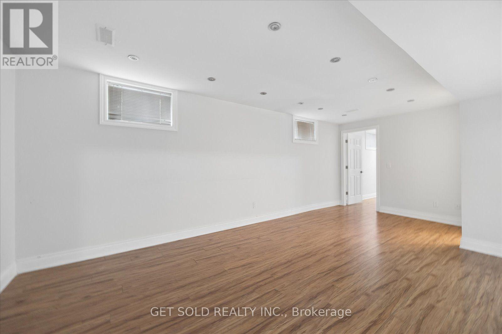 49 PEARSON AVENUE - 37