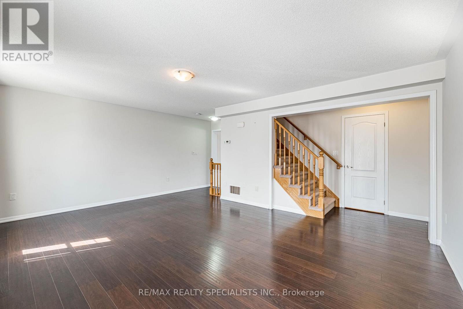 6 AGRICOLA ROAD - 27