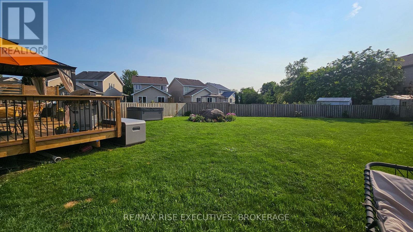724 MARGARET WAY - 7