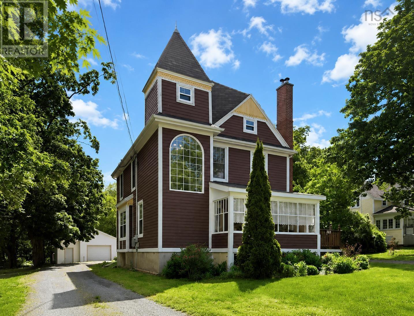 260 Commercial Street