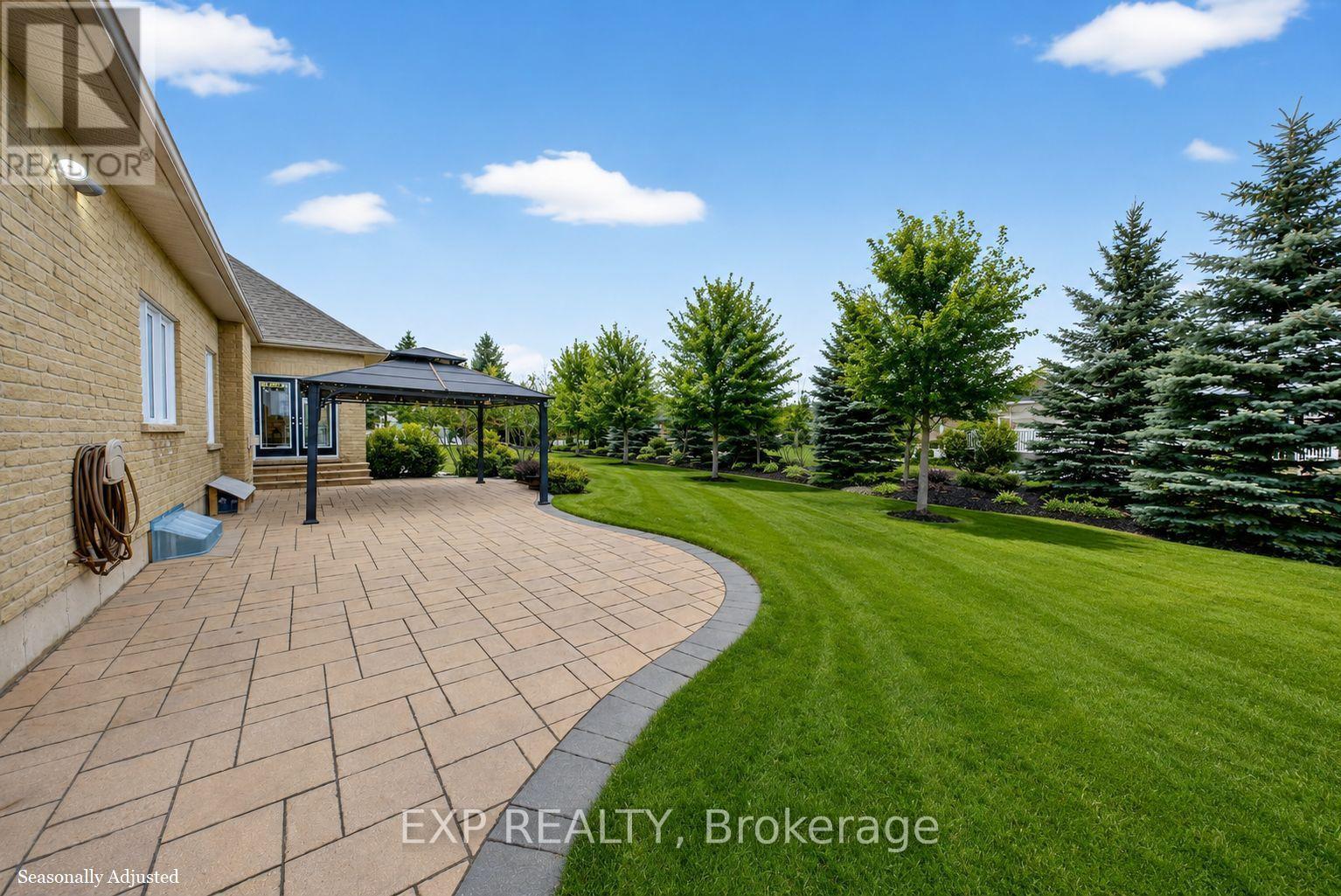 48 BROOKHAVEN CRESCENT - 7