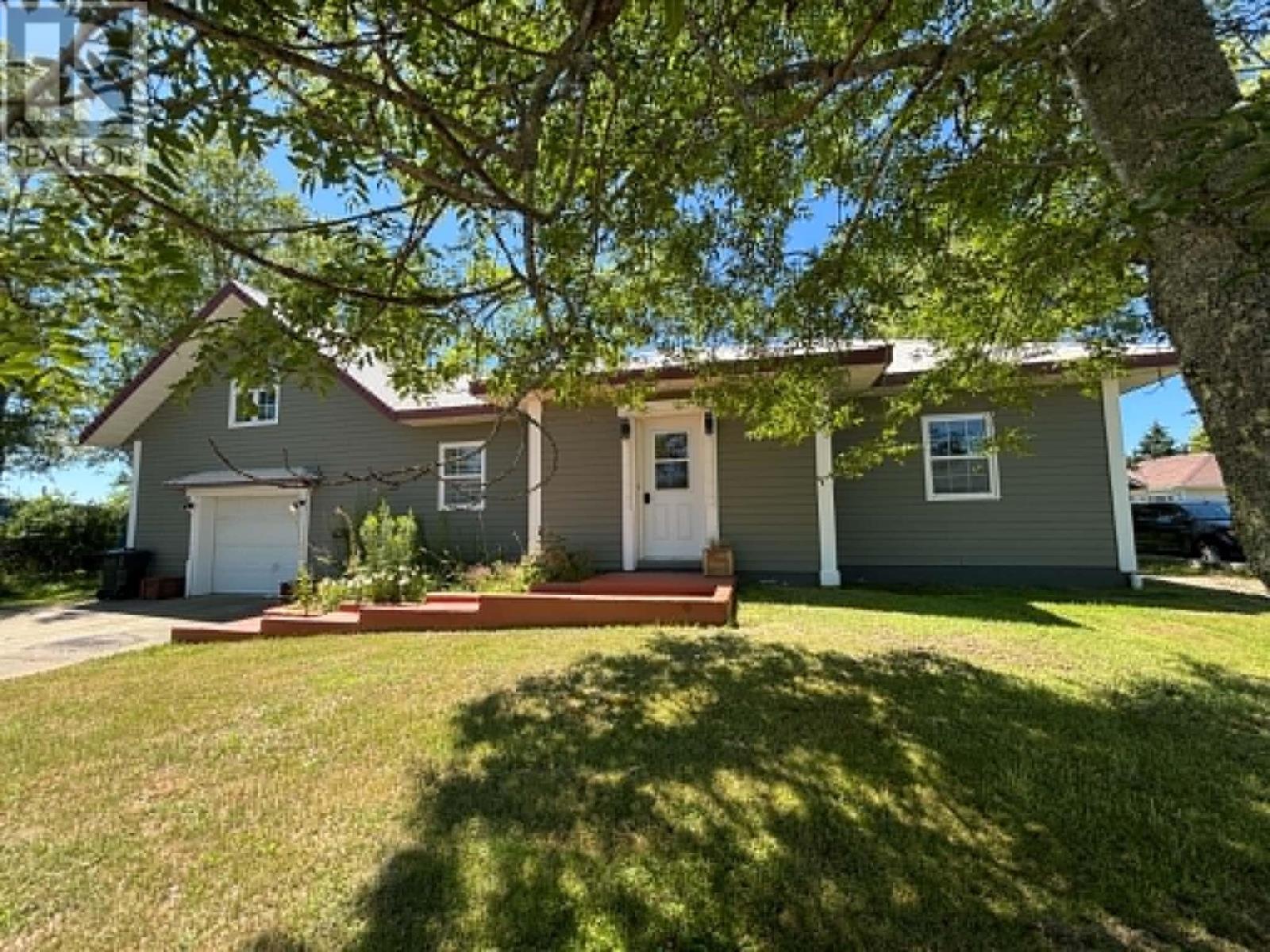 34 Clements Avenue