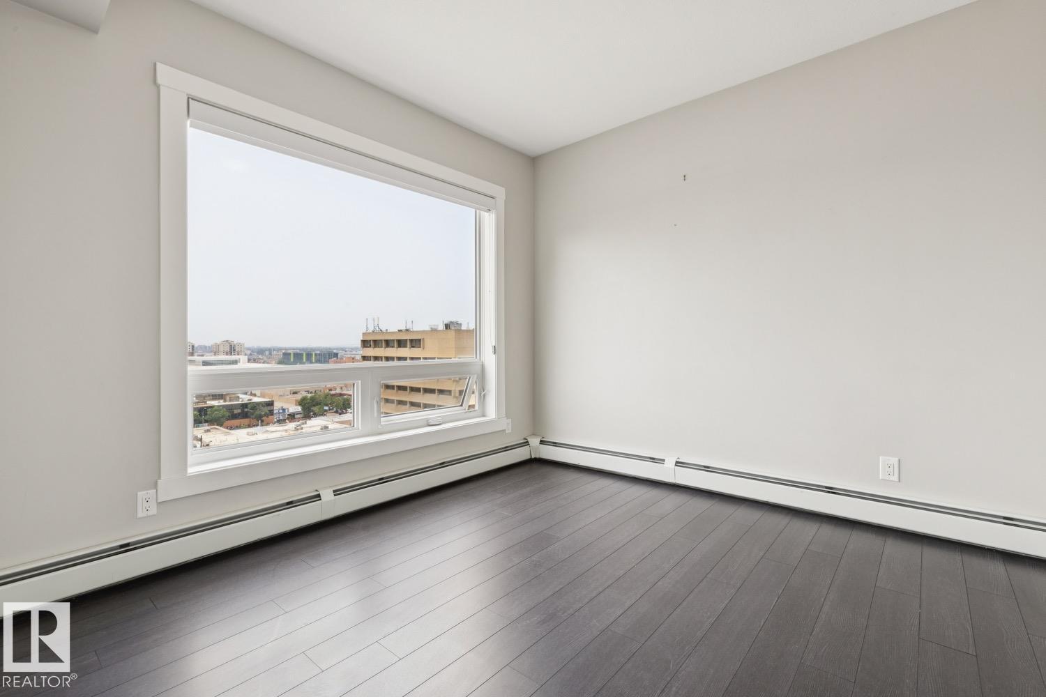 #904 10410 102 AV NW - 18