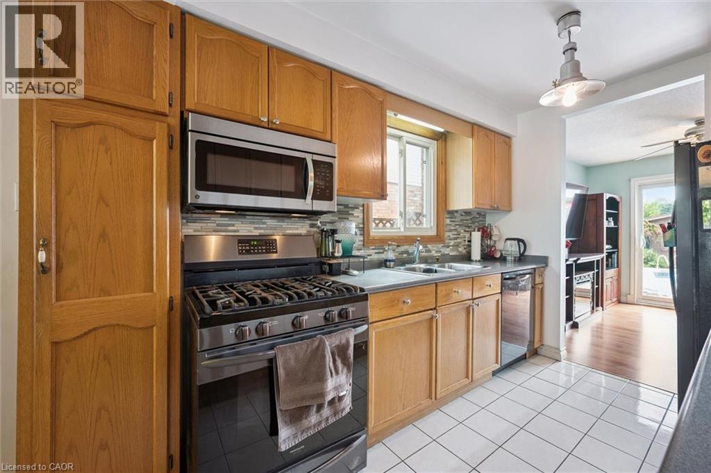 817 ACADIA Drive - 10