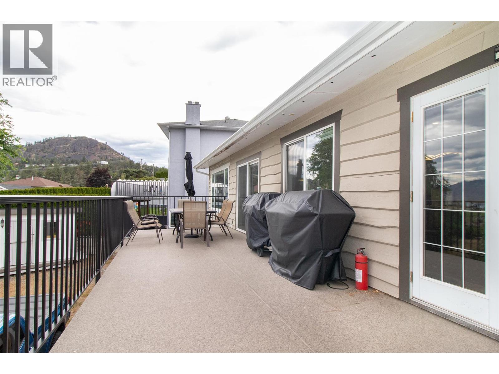 941 Anders Road - 16