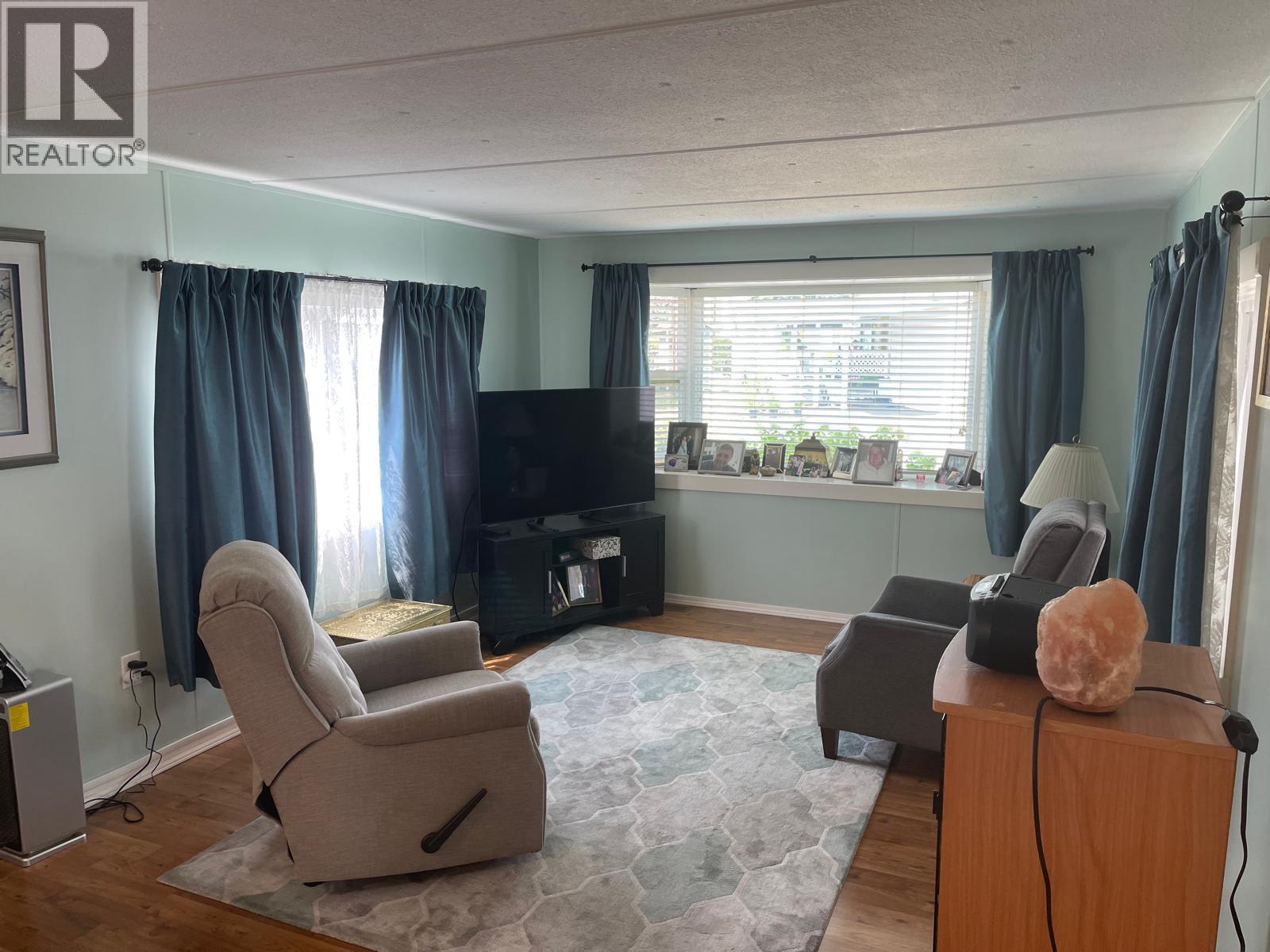 #39 5484 25 Avenue - Image 9
