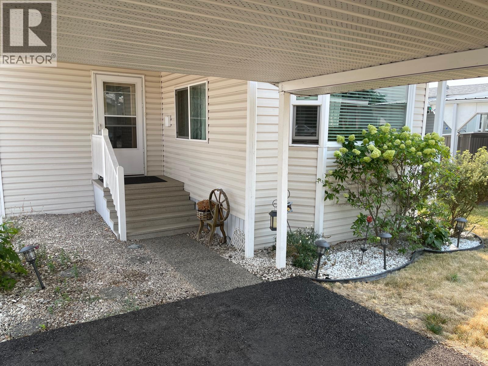 #39 5484 25 Avenue - Image 8