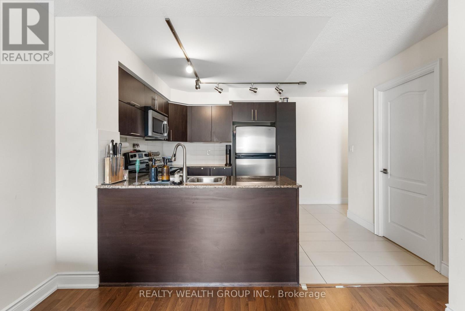 #822 50 CLEGG ROAD - 8