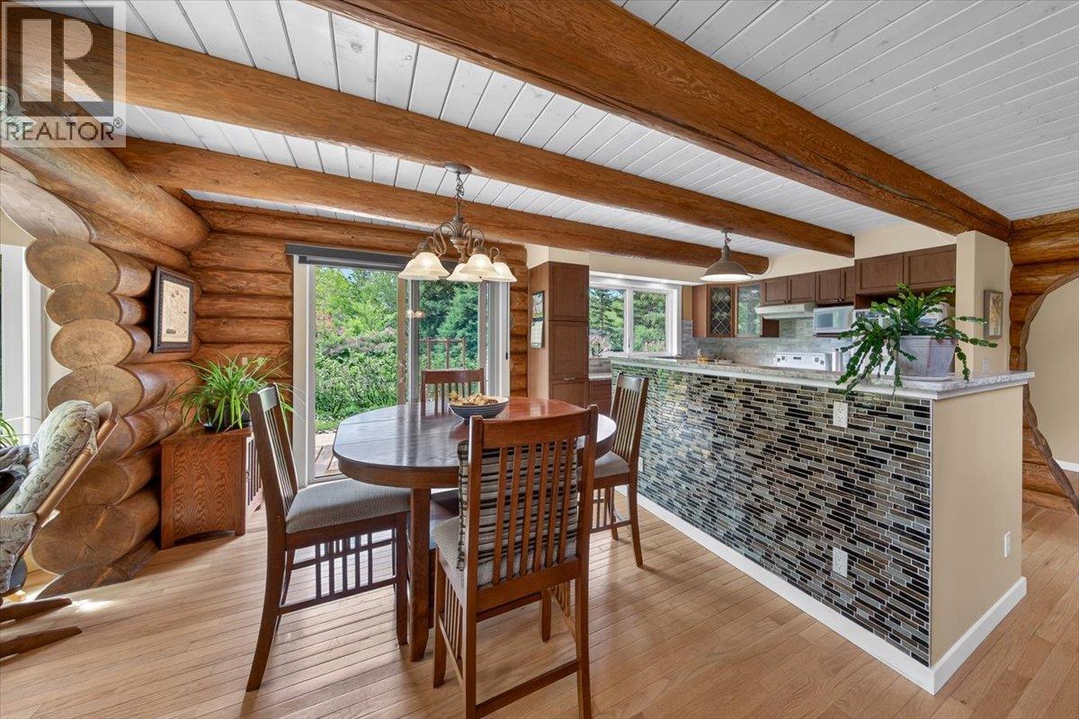 4985 Ogilvey Avenue - 16