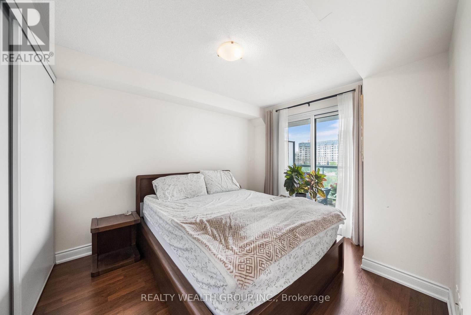 #822 50 CLEGG ROAD - 11