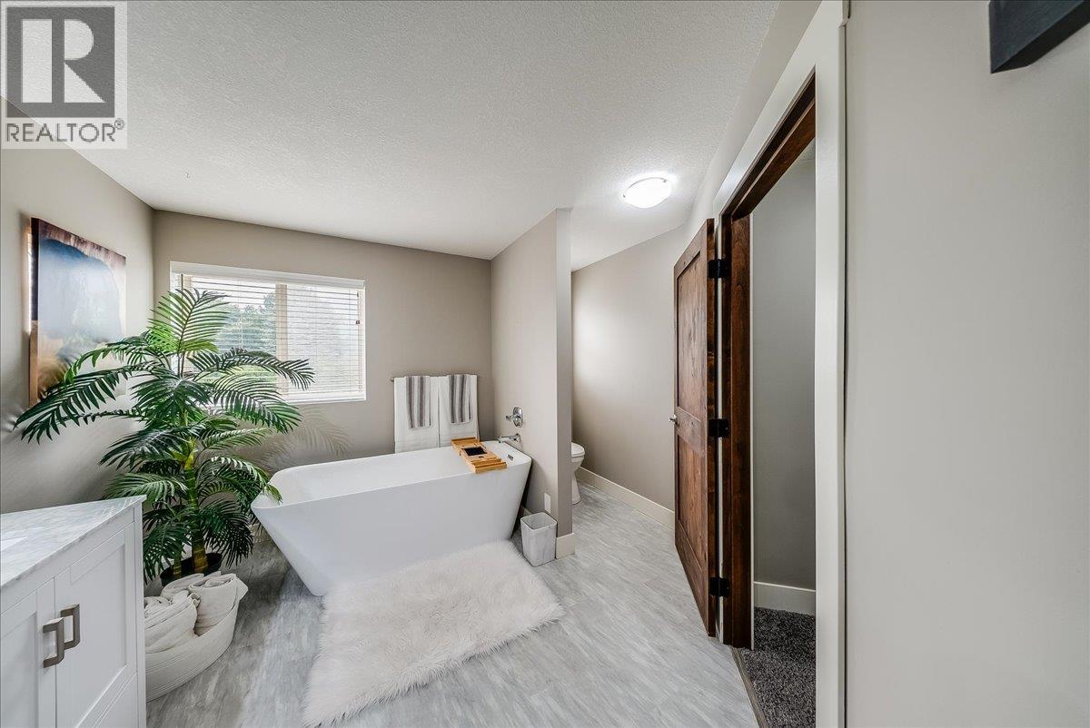 1021 BRIDGEVIEW Crescent - 28