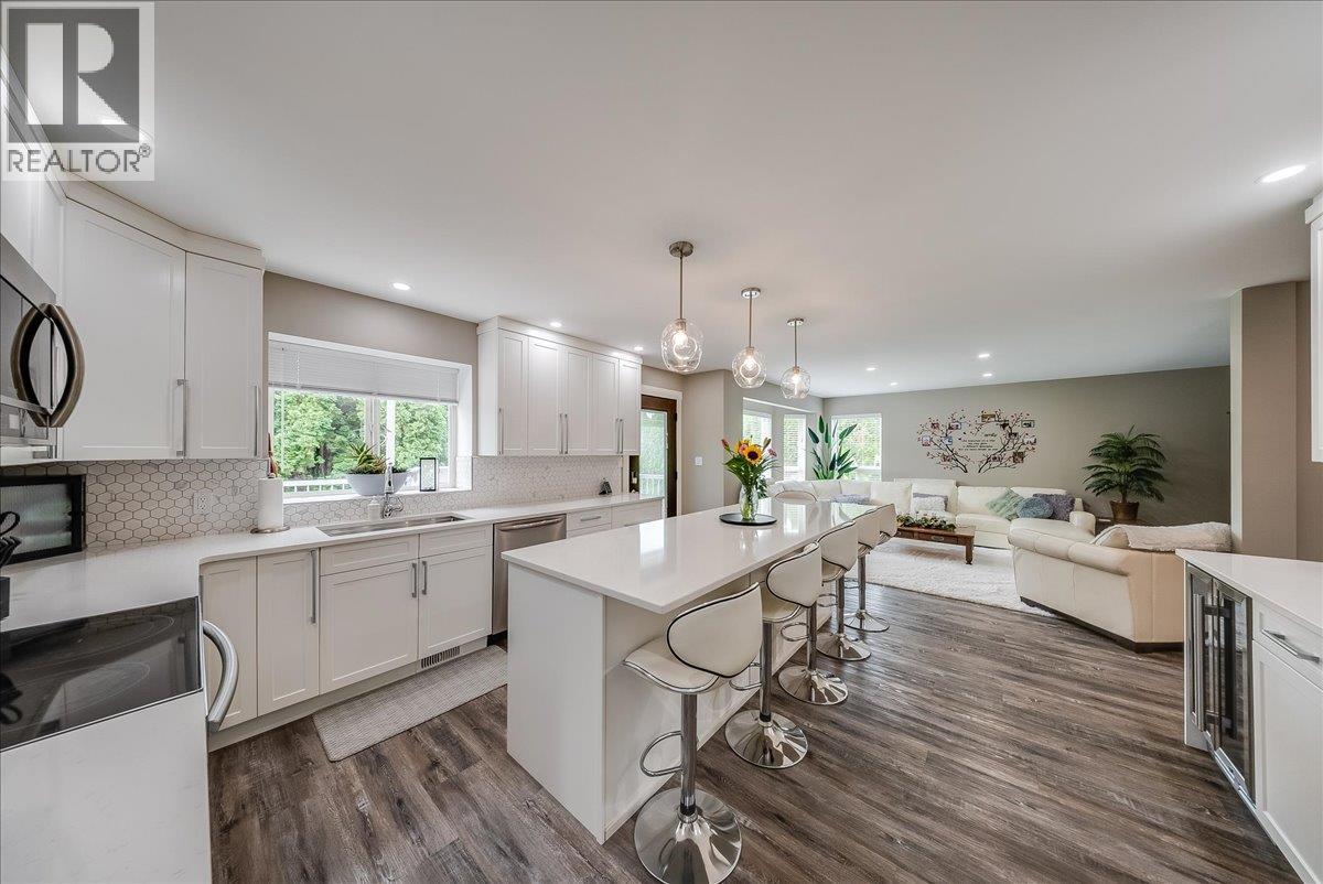 1021 BRIDGEVIEW Crescent - Image 3