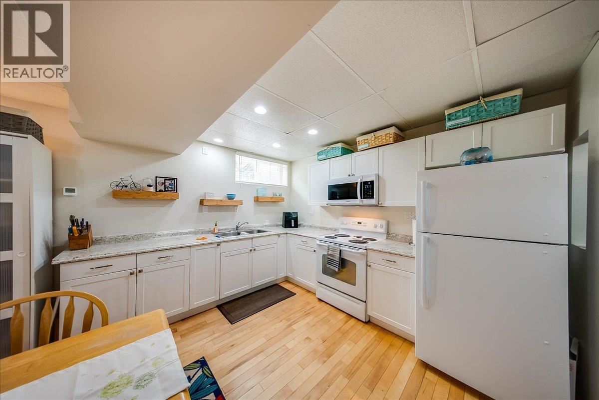 1021 BRIDGEVIEW Crescent - Image 41