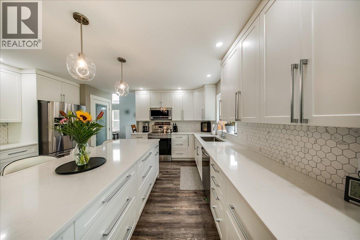 1021 BRIDGEVIEW Crescent - 7