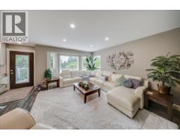 Primary Bedroom - 1021 Bridgeview Crescent, Castlegar, BC V1N4K9 Photo 12