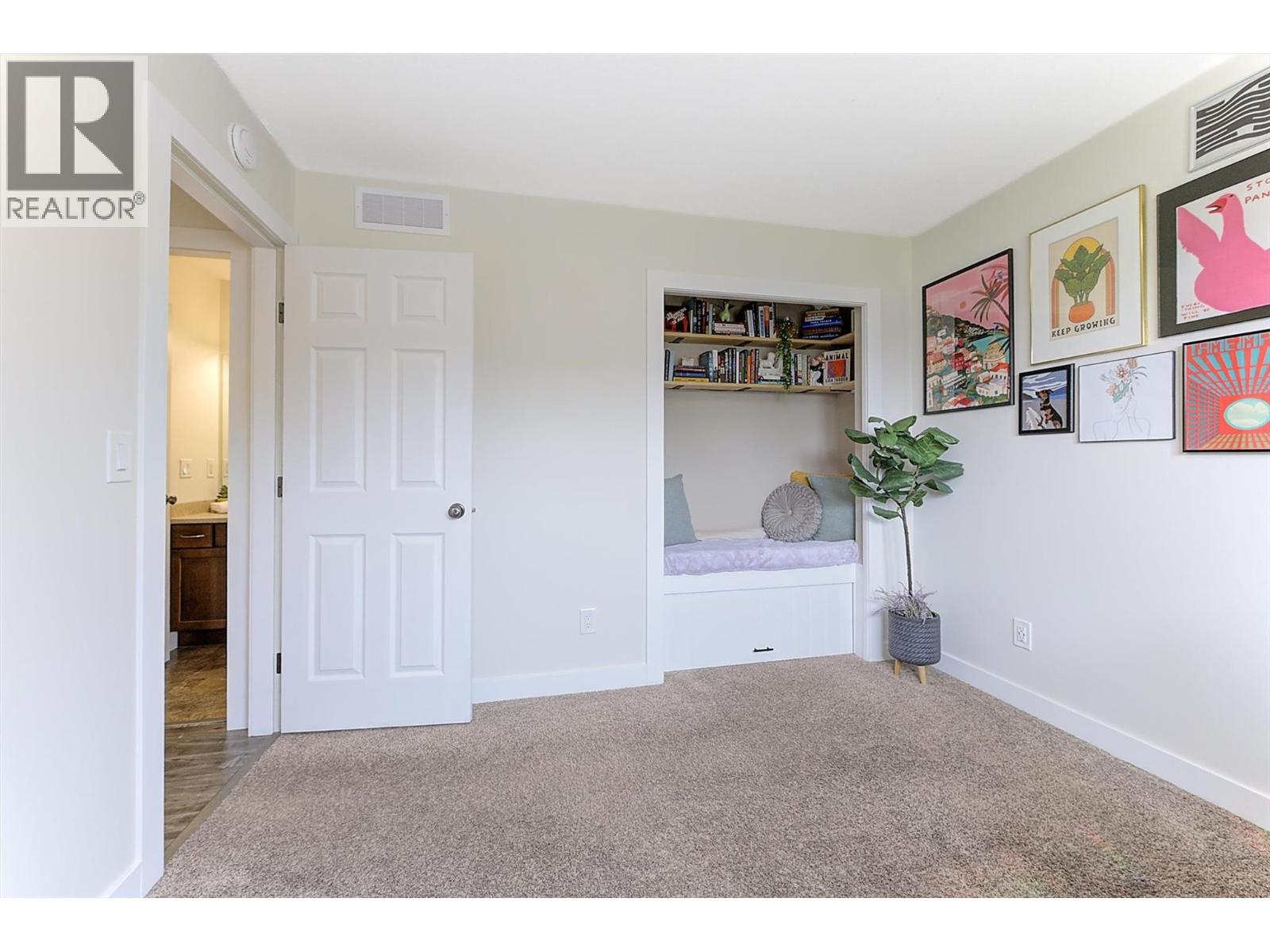 11392 Lodge Road Unit# 12, Lake Country