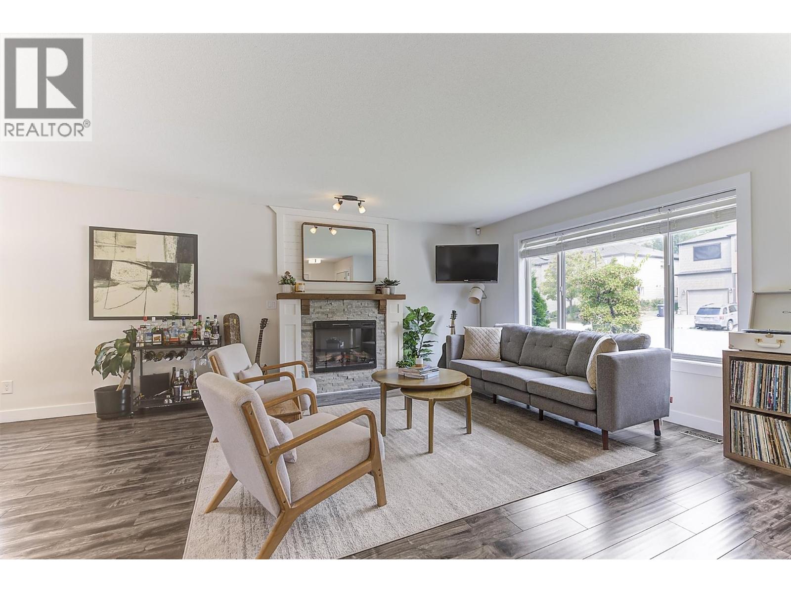 11392 Lodge Road Unit# 12, Lake Country