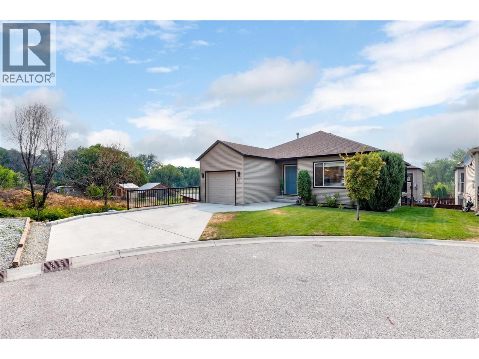 11392 Lodge Road Unit# 12, Lake Country