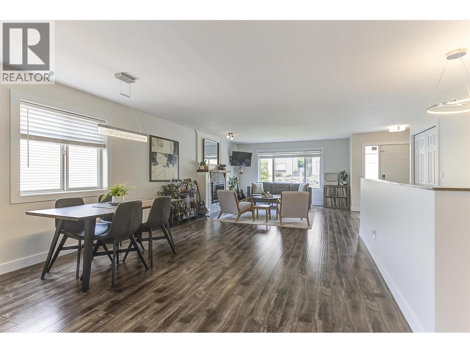 #12 11392 Lodge Road - 7