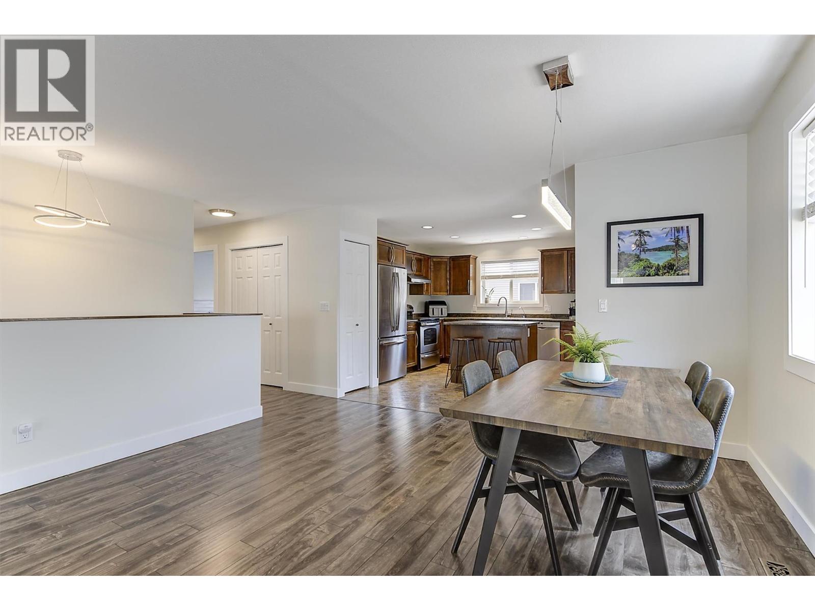 #12 11392 Lodge Road - 9